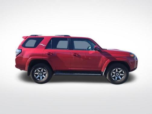 2024 Toyota 4Runner TRD Off Road