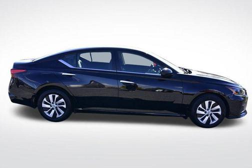 2023 Nissan Altima S FWD