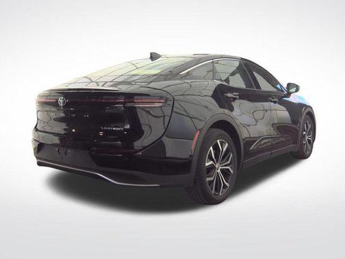 2024 Toyota Crown Limited