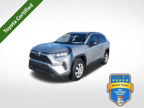 2020 Toyota RAV4 LE