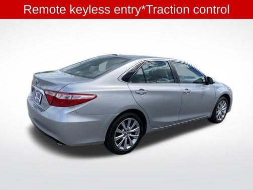 2017 Toyota Camry Hybrid XLE