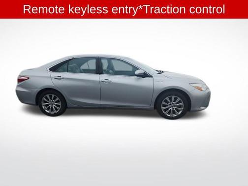 2017 Toyota Camry Hybrid XLE
