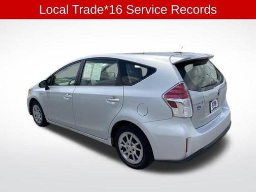 2017 Toyota Prius v Four