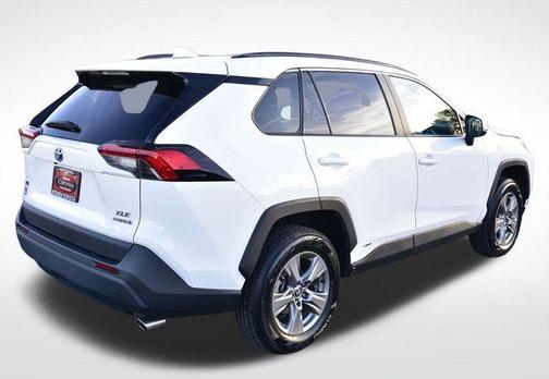 2023 Toyota RAV4 Hybrid XLE