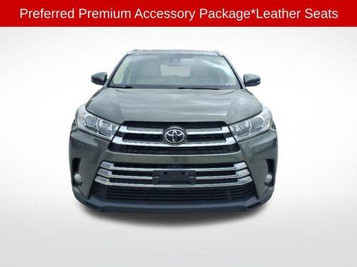 2017 Toyota Highlander Limited Platinum