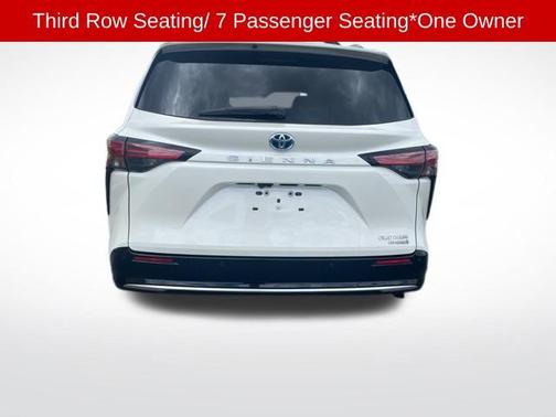 2021 Toyota Sienna Platinum 7 Passenger