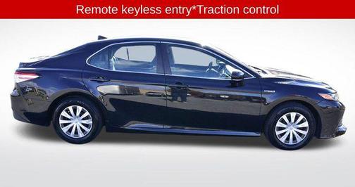 2018 Toyota Camry Hybrid LE