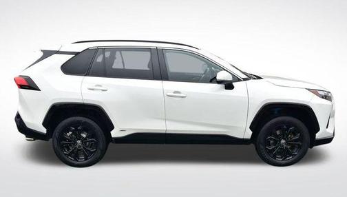 2022 Toyota RAV4 Hybrid SE