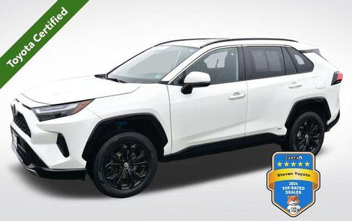 2022 Toyota RAV4 Hybrid SE