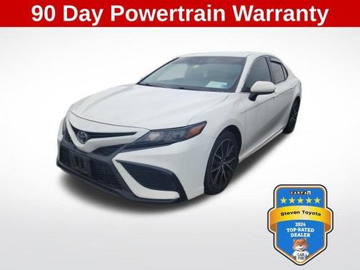 Super White 2021 Toyota Camry SE