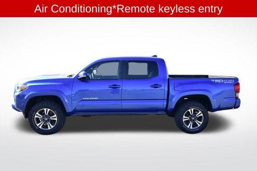 2017 Toyota Tacoma TRD Sport