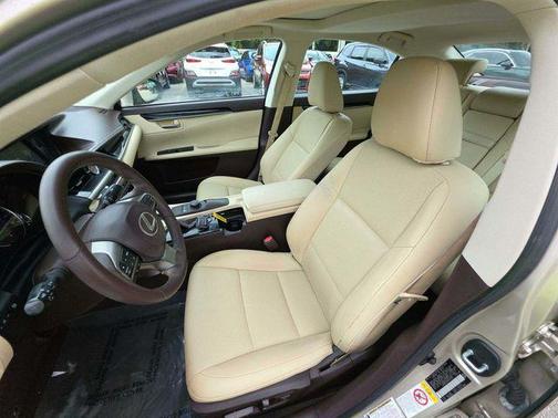 2016 Lexus ES 350 Base