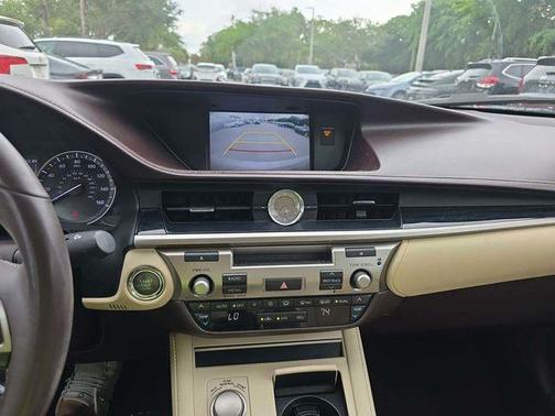 2016 Lexus ES 350 Base