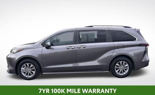 2023 Toyota Sienna XLE