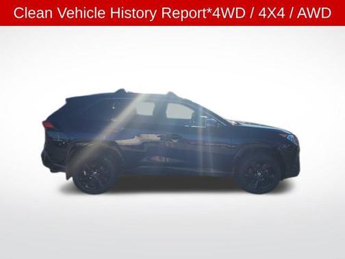 2021 Toyota RAV4 Hybrid SE