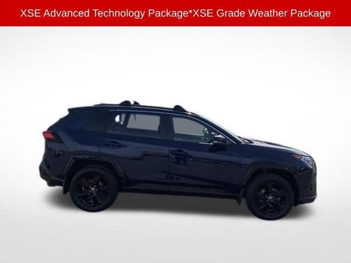 2021 Toyota RAV4 Hybrid SE