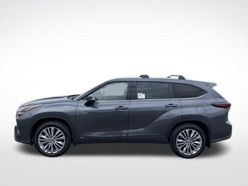 2025 Toyota Highlander Hybrid Platinum