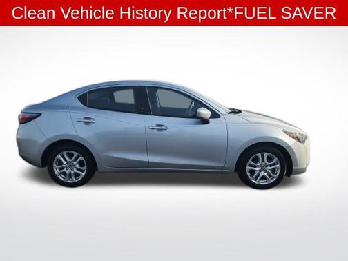 2018 Toyota Yaris iA Base