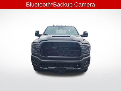 2024 RAM 3500 Limited Crew Cab 4x4 8' Box
