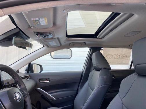 2025 Toyota Corolla Cross XLE
