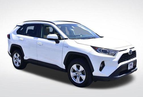 Super White 2021 Toyota RAV4 Hybrid XLE