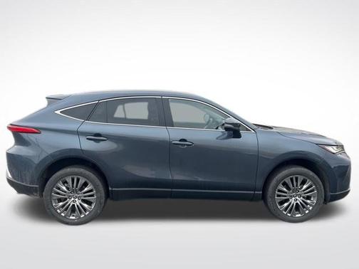 2023 Toyota Venza XLE