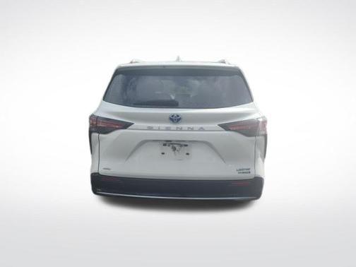 2021 Toyota Sienna Limited 7-Passenger