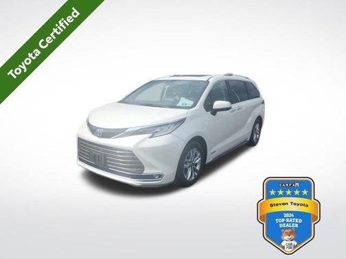 2021 Toyota Sienna Limited 7-Passenger