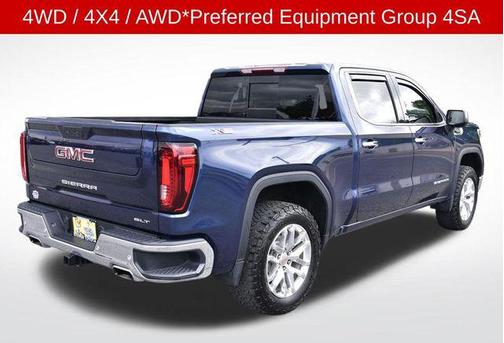 Pacific Blue Metallic 2022 GMC Sierra 1500 SLT