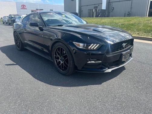 Black 2015 Ford Mustang V6
