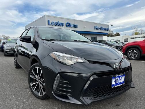Black Sand Pearl 2019 Toyota Corolla SE