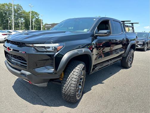 Black 2024 Chevrolet Colorado ZR2