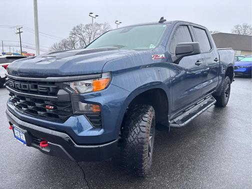 2022 Chevrolet Silverado 1500 Custom Trail Boss