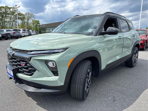 Cacti Green 2024 Chevrolet Trailblazer RS