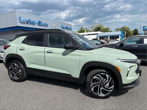 Cacti Green 2024 Chevrolet Trailblazer RS