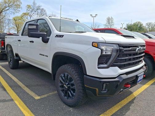 Summit White 2026 Chevrolet Silverado 2500 LT