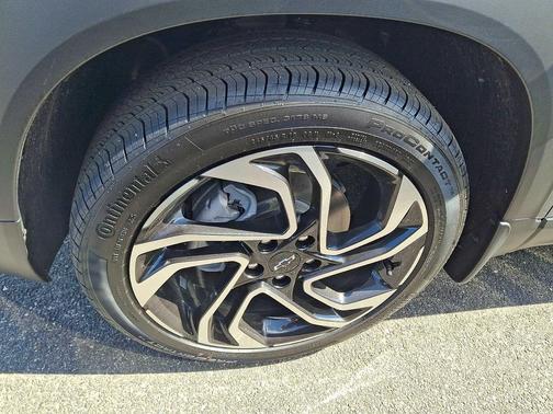 Sterling Gray Metallic 2026 Chevrolet Trailblazer RS