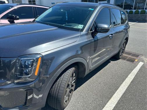 Gravity Grey 2022 Kia Telluride SX