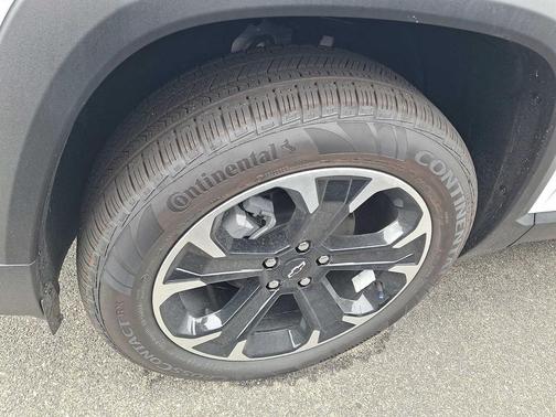 SUMMIT WHT 2026 Chevrolet Equinox 1LT
