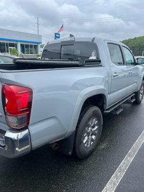 Cement 2019 Toyota Tacoma SR5