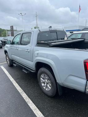 Cement 2019 Toyota Tacoma SR5