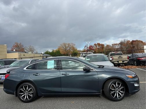 2020 Chevrolet Malibu FWD RS