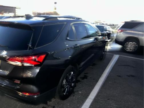 2022 Chevrolet Equinox AWD RS