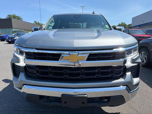 Sterling Gray Metallic 2023 Chevrolet Silverado 1500 LT
