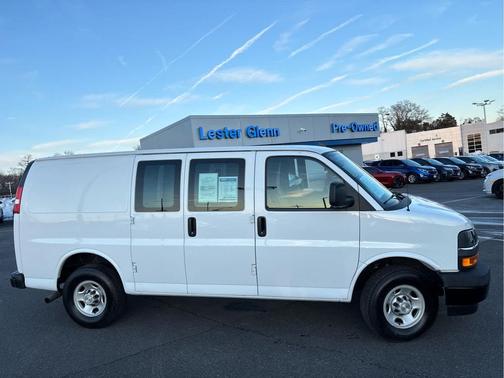 2024 Chevrolet Express 2500 RWD 2500 Regular Wheelbase WT