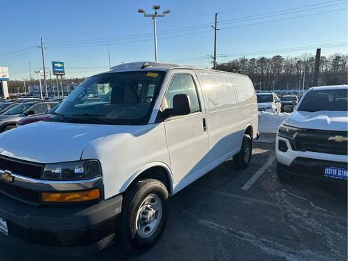 2024 Chevrolet Express 2500 RWD 2500 Regular Wheelbase WT