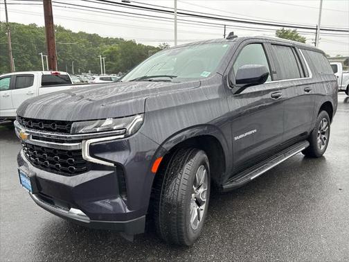 2023 Chevrolet Suburban LS