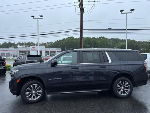 2023 Chevrolet Suburban LS