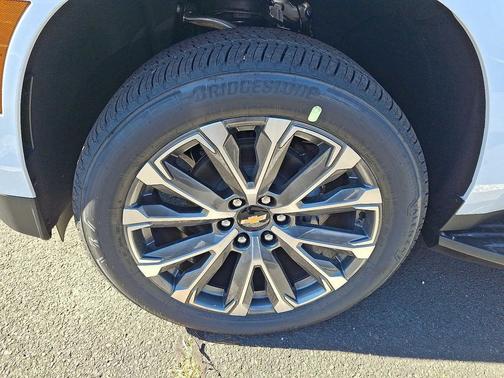 2026 Chevrolet Suburban High Country, 4WD