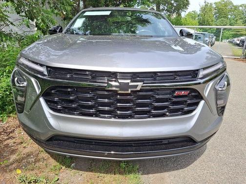 Sterling Gray Metallic 2026 Chevrolet Trax FWD 2RS